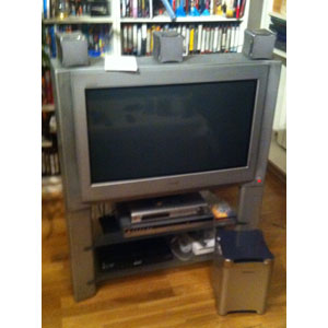 REGALO Televisión 32 pulgadas color con mando a distancia REGALO Televisión 32 pulgadas color con mando a distancia